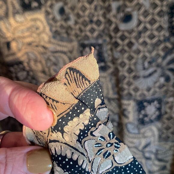 Extra large scarf wrap sarong in browns, tans, black 40 x 90 - Picture 7 of 8